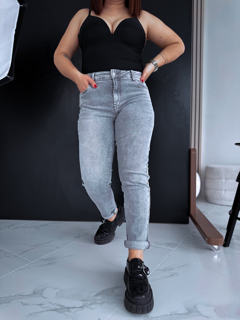 MOM FIT džinsa bikses "SILVER CITY" DJ2687 - PELĒKAS PRE-ORDER